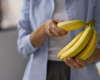 Banan bir günə qaralır? - Onları 2 həftə təravətli saxlamağın sirri