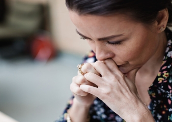 Stress ürək yanması və şişkinliyə səbəb ola bilər