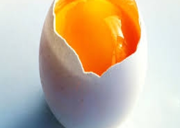 Çiy yumurta necə istehlak edilməlidir?