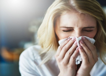 Soyuqdəymədən tez sağalmağın yolu: mütəxəssis altı əsas qidanı açıqladı