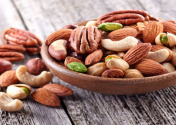 Qoz-fındığın düzgün saxlanması sağlamlıq üçün vacibdir