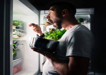 Alimlər xəbərdarlıq edir: gecə yeməyi sağlamlığa zərərli ola bilər