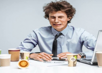 Endokrinoloq “kofein çatışmazlığı” simptomlarını açıqladı