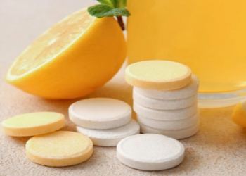 Uşaqlarda C vitamini çatışmazlığını göstərən əsas əlamətlər açıqlanıb