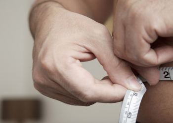 Ekspert xəbərdarlıq edir: duzsuz diyetlərə düşünülmədən əməl etmək olarmı?