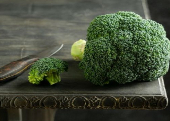 Brokolini ən faydalı şəkildə bişirməyin yolu — alimlərdən tövsiyə
