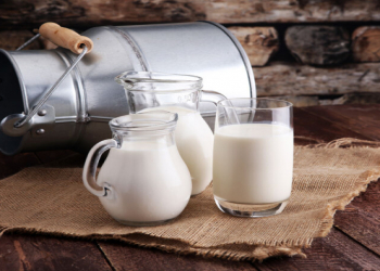 Sağlamlıq üçün təhlükəsiz süd seçimləri barədə alimlərdən tövsiyə