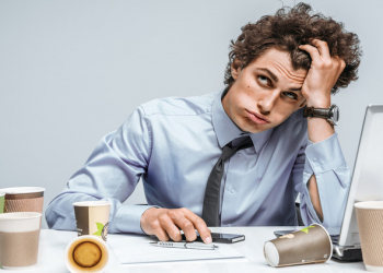 Kofein qəbulunu ölçülü etmək vacibdir – həkim xəbərdarlıq edir