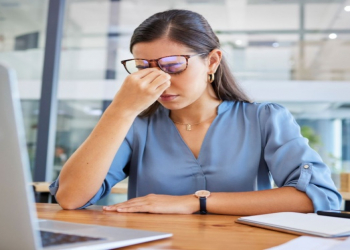 Nevroloq beynin yaşını ev şəraitində müəyyən etməyin sadə üsulunu açıqlayıb