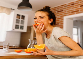 Gündəlik portağal istehlakı üçün təhlükəsiz norma açıqlanıb