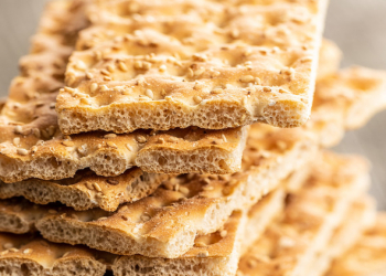 Çörək krakerlərinin kalorisi çörəkdən çox ola bilər