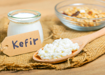 Gündəlik kefi̇r istifadəsi: nə qədər içmək olar