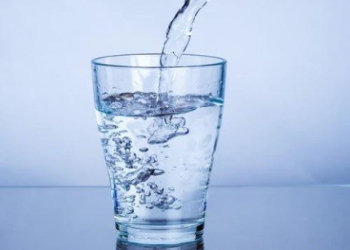 Qazlı su orqanizm üçün faydalıdırmı? – mütəxəssislər açıqlayır