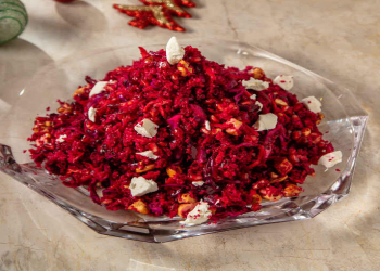 Narlı çuğundur salatı