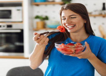 Qırmızı rəngli yeməklərə meylin səbəbi açıqlandı