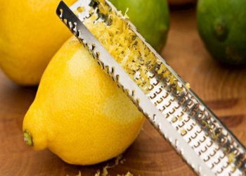 Rəndələnmiş limon qabığını necə saxlamaq olar?