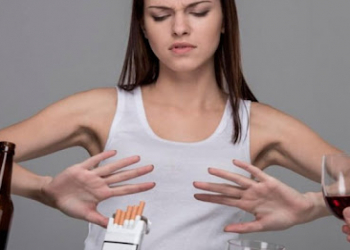 Zərərli vərdişlərdən sonra bədəni bərpa edən qidalar