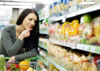 Körpələr üçün paketlənmiş qidalar – rahatlıq, yoxsa risk?
