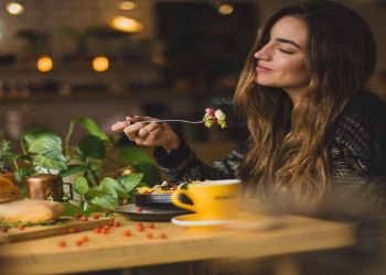 Nahar və şam yeməyi arasında ideal interval nə qədər olmalıdır?