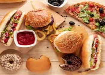 Fast food qəbulu uşaqlarda davranış pozğunluqlarına səbəb ola bilər