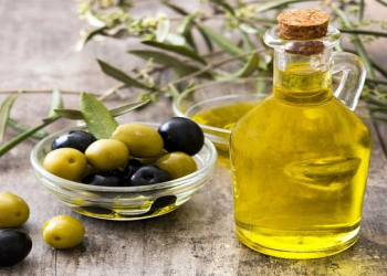 Zeytun yağı sümük sağlamlığına necə təsir edir?