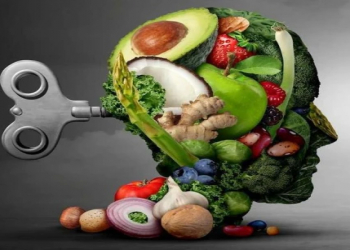 Beyin üçün düzgün qidalanma: demensiyanın qarşısını almaq üçün gün ərzində nə yeməli?