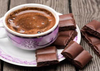 Qəhvənin dadını və ətrini artıran 5 faydalı əlavə