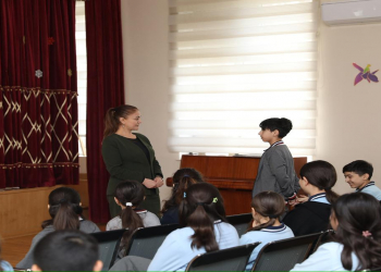 2026-cı ildə AQTA məktəblərdə maarifləndirməni genişləndirir