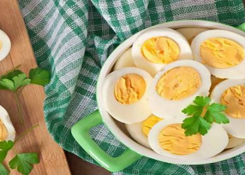 Yumurtanın daha yaxşı mənimsənilməsi üçün hansı qidalarla birlikdə yeyilməsi tövsiyə olunur?