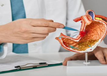 Qastrit və xorada qadağan olunan qidalar: həkim məsləhətləri