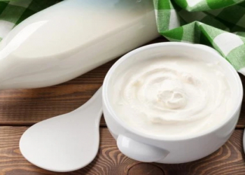 Kefir yoxsa yoqurt: hansı daha faydalıdır?