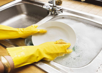 Qab yuyarkən edilən təhlükəli səhvlər