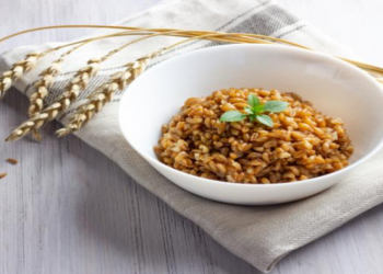 Ən qədim taxıl yenidən süfrələrdə – liflə zəngin və bağırsaq üçün faydalı seçim