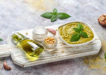 Hər yeməyə uyğun ideal sous – məşhur pesto resepti
