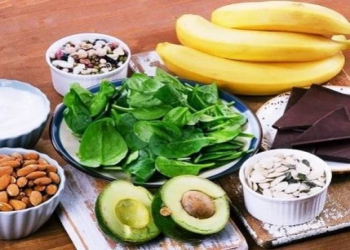 Yaz yorğunluğuna qarşı 10 faydalı qida