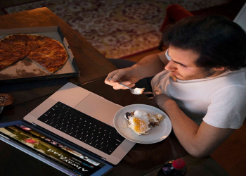 Axşam yeməyini gec yemək sağlamlığa necə təsir edir?