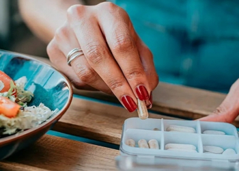 Antibiotik qəbul edərkən hansı qidalardan imtina etməliyik?