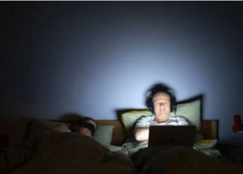 Gec yatmaq sağlamlığa mənfi təsir göstərir – həkimlər xəbərdarlıq edir