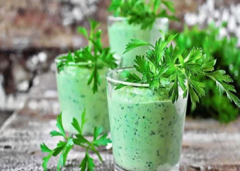 Kefirlə hazırlanan arıqladıcı kokteyllər – 3 sadə və faydalı resept