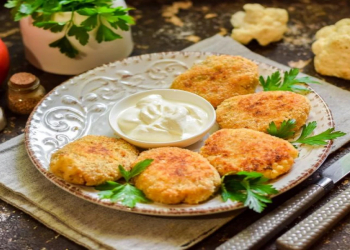Gül kələmi kotletləri süfrələrin yeni favoriti olur – həm dadlı, həm də faydalı resept
