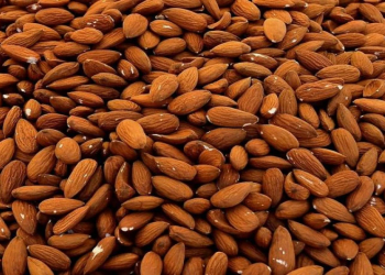 Badam gecə qıcqırmasının azalmasına kömək edə bilər