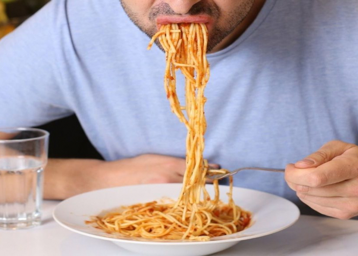 Eyni yeməyi daim yeməyin psixoloji səbəbi açıqlanıb